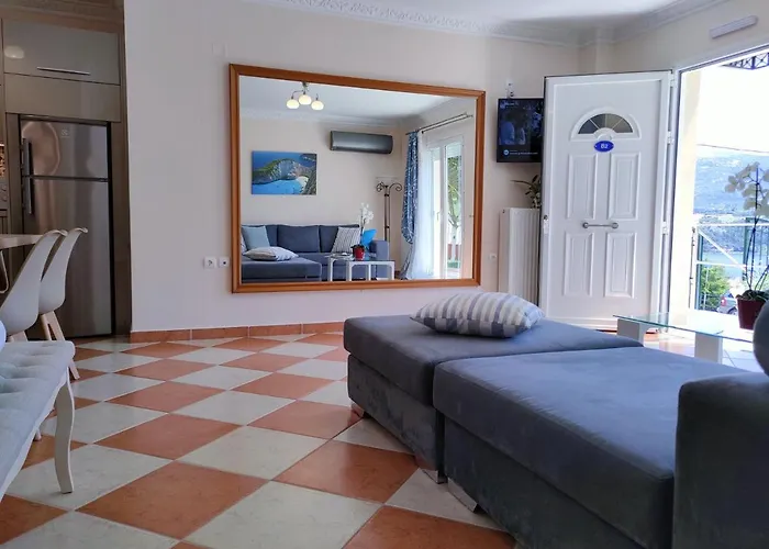 Blue Lagoon Luxury B2 *