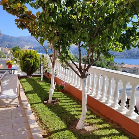 Blue Lagoon Luxury B2 Appartement *