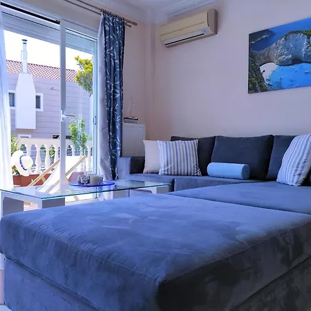 Blue Lagoon Luxury B2 *