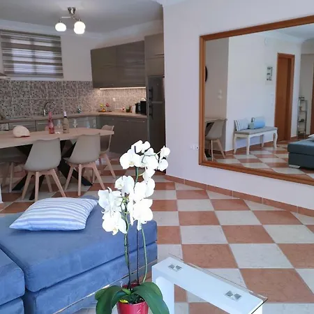 Blue Lagoon Luxury B2