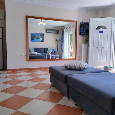 Blue Lagoon Luxury B2 *