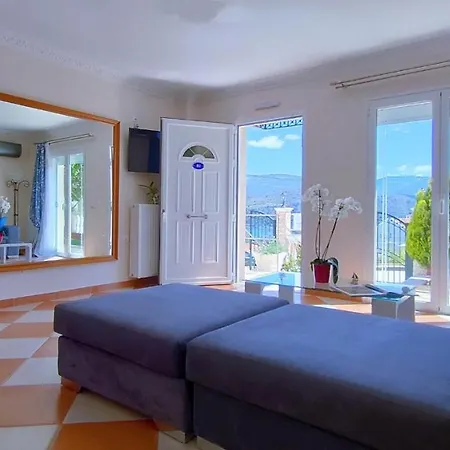 Blue Lagoon Luxury B2 Apartament