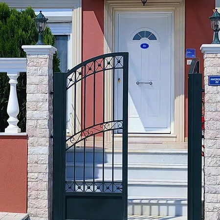 Blue Lagoon Luxury B2 Apartament *