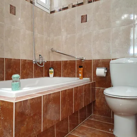 Blue Lagoon Luxury B2 * Αργοστόλι